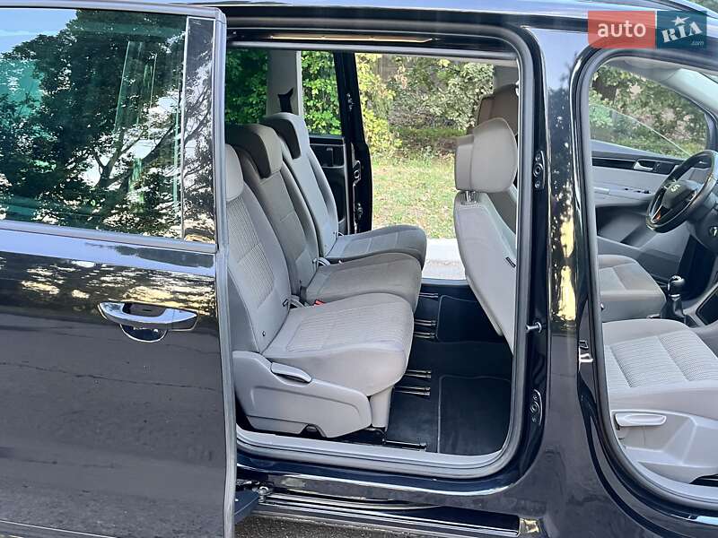 Мінівен SEAT Alhambra 2016 в Києві фото 24 Мінівен SEAT Alhambra 2016 в Києві