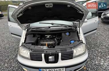 Минивэн SEAT Alhambra 2001 в 
