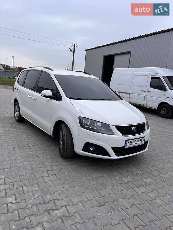 Минивэн SEAT Alhambra 2013 в 