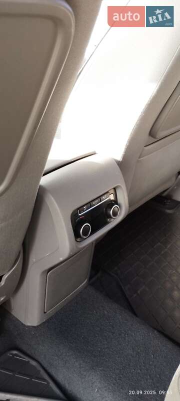 Мінівен SEAT Alhambra 2014 в Чигирину