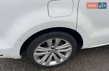 Мінівен SEAT Alhambra 2015 в  фото 5 Мінівен SEAT Alhambra 2015 в