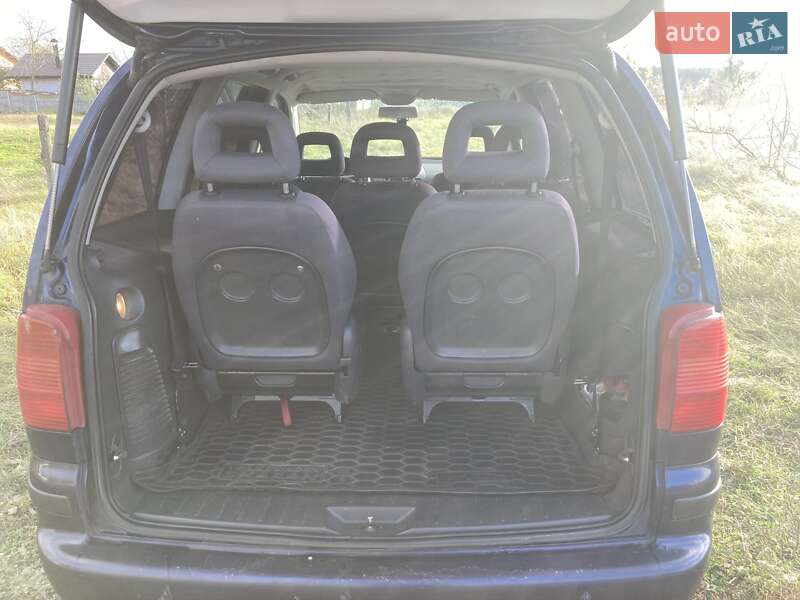 Минивэн SEAT Alhambra 2001 в Житомире