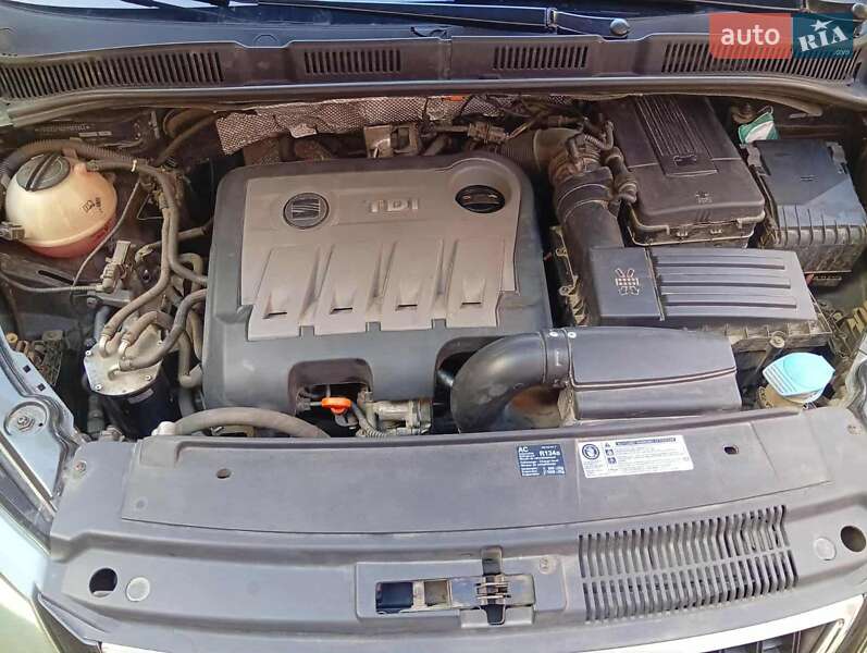 Минивэн SEAT Alhambra 2010 в Черновцах фото 15 Минивэн SEAT Alhambra 2010 в Черновцах