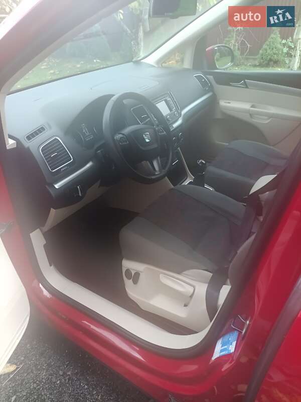 Мінівен SEAT Alhambra 2013 в Камені-Каширському