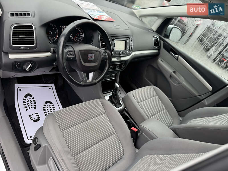 Мінівен SEAT Alhambra 2011 в Сарнах