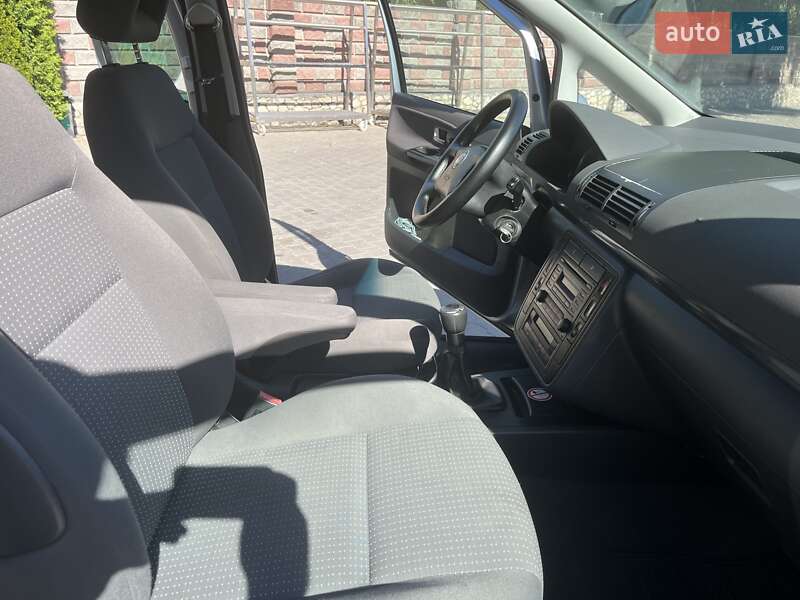Мінівен SEAT Alhambra 2010 в Волочиську фото 15 Мінівен SEAT Alhambra 2010 в Волочиську