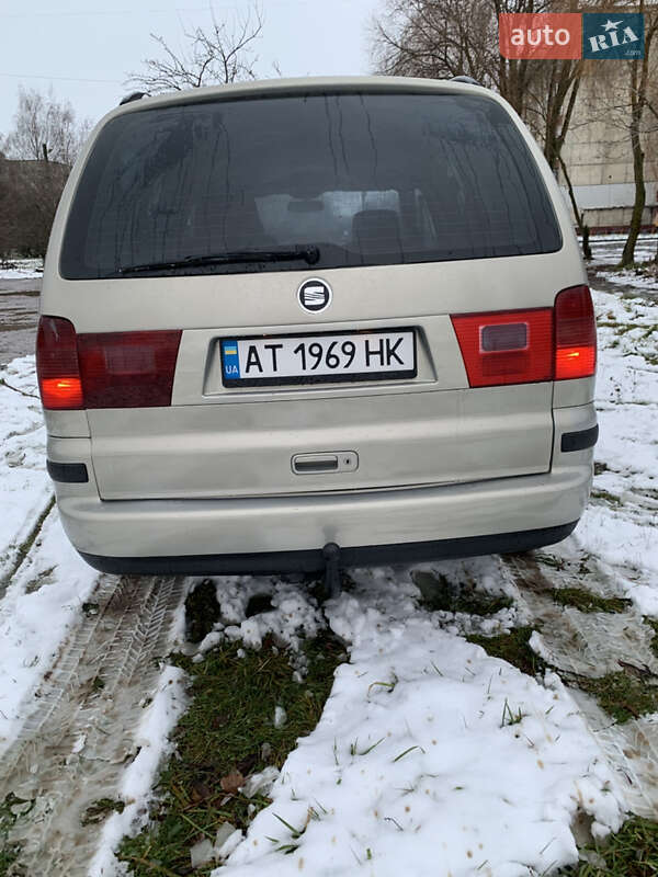 Минивэн SEAT Alhambra 2001 в Ровно