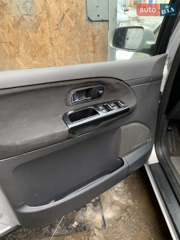 Минивэн SEAT Alhambra 2001 в Ровно