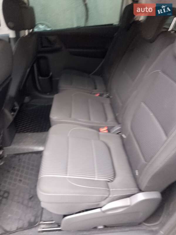 Мінівен SEAT Alhambra 2014 в Виноградові