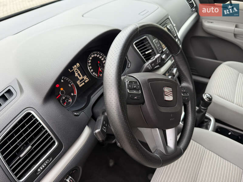 Минивэн SEAT Alhambra 2012 в Луцке фото 19 Минивэн SEAT Alhambra 2012 в Луцке