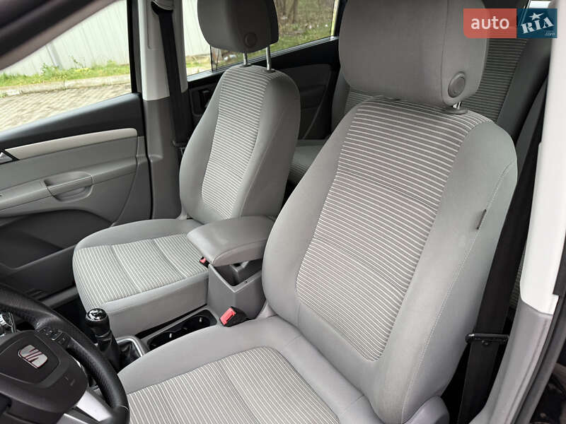 Минивэн SEAT Alhambra 2012 в Луцке фото 24 Минивэн SEAT Alhambra 2012 в Луцке