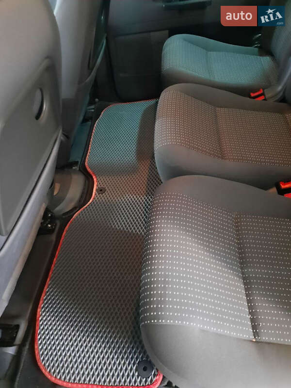 Минивэн SEAT Alhambra 2009 в Збараже