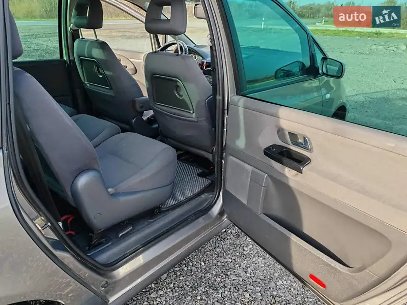 SEAT Alhambra