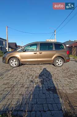 Минивэн SEAT Alhambra 2011 в Ровно