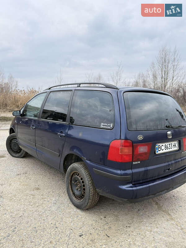 Минивэн SEAT Alhambra 2005 в Новояворовске