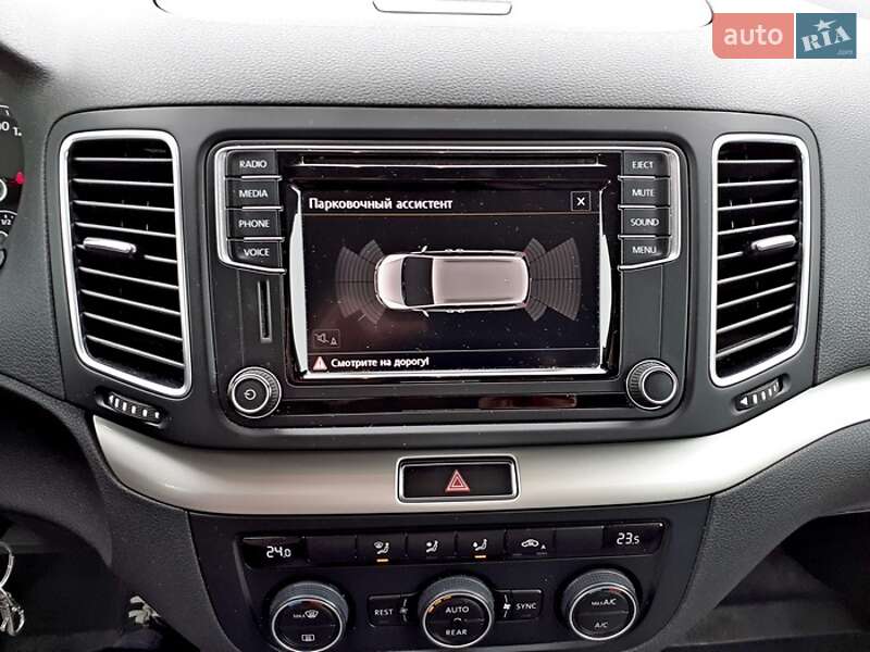 Минивэн SEAT Alhambra 2016 в Киеве