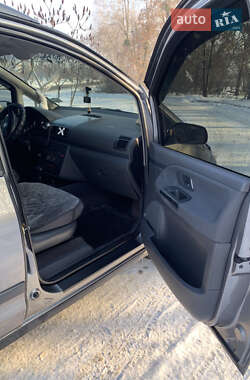 Мінівен SEAT Alhambra 2004 в Києві