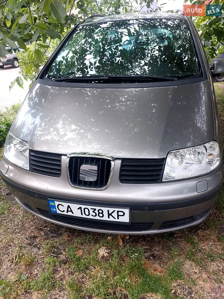 2010 SEAT Alhambra - мініатюра 12
