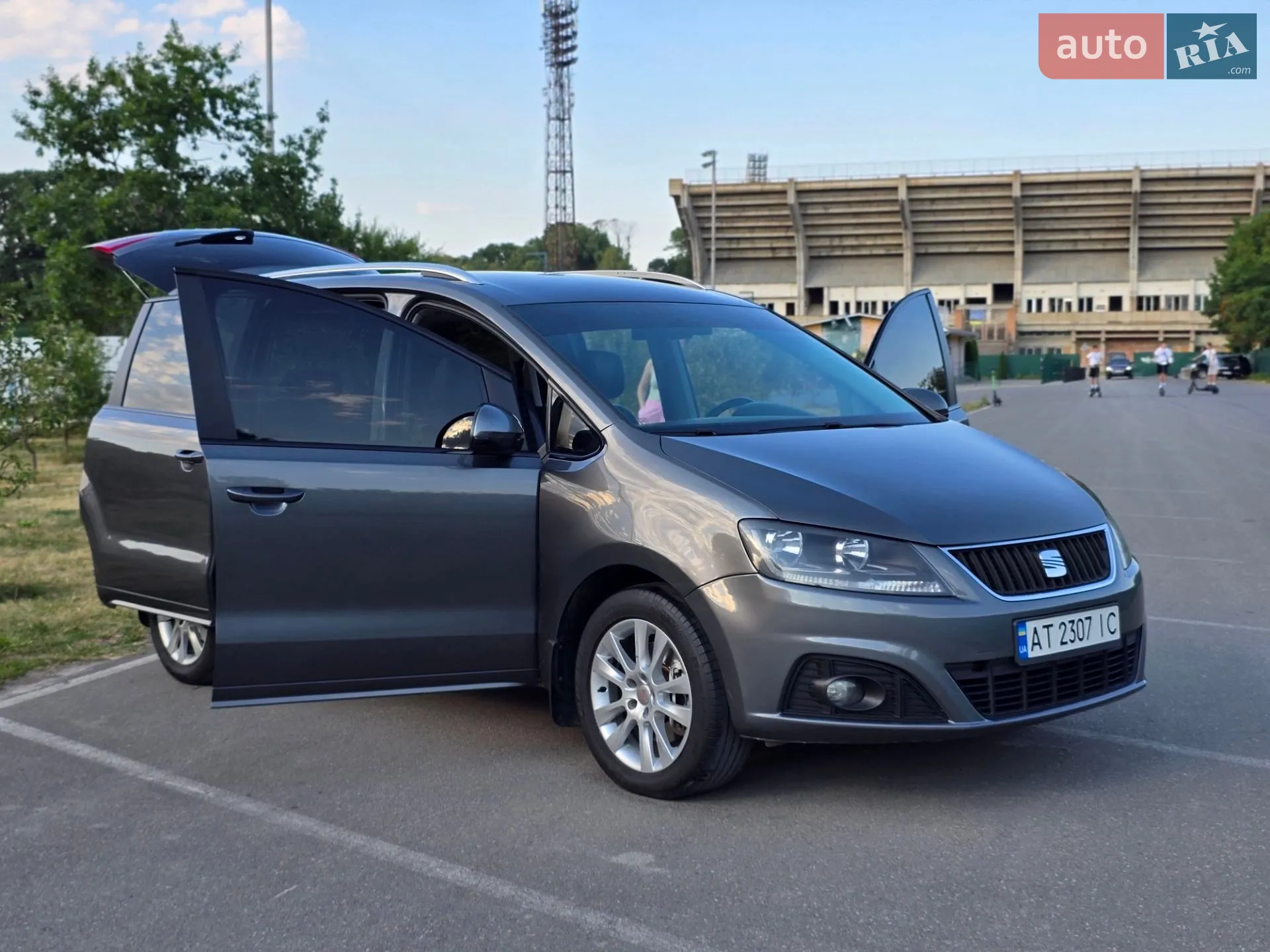 2011 SEAT Alhambra - мініатюра 4