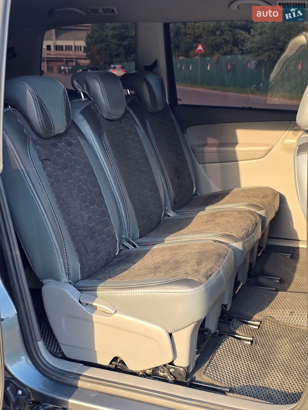 2011 SEAT Alhambra - мініатюра 38