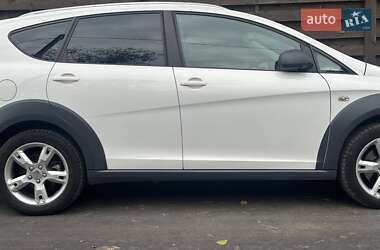 Внедорожник / Кроссовер SEAT Altea Freetrack 2013 в 