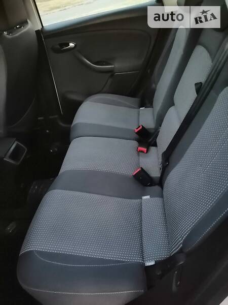 Хетчбек SEAT Altea XL 2010 в Львові