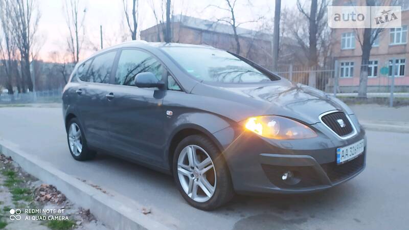 Мінівен SEAT Altea XL 2009 в Києві