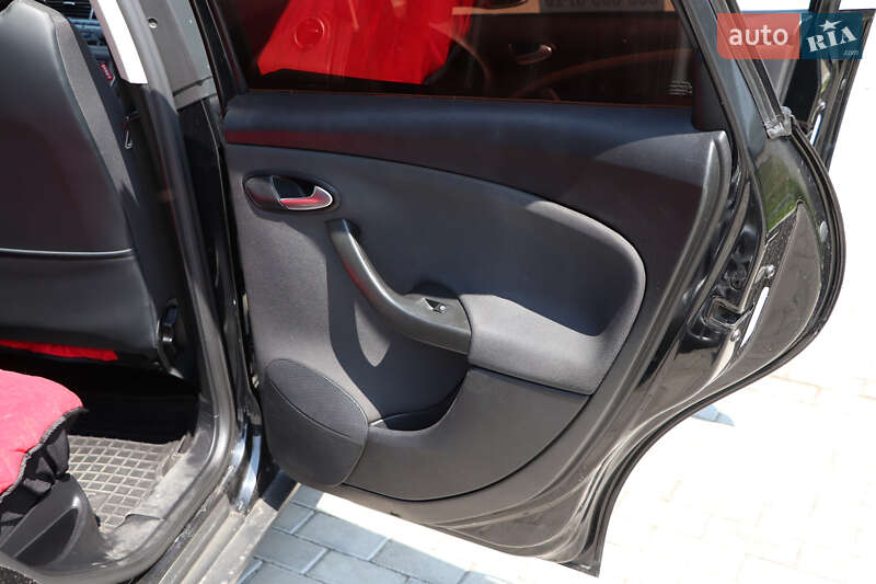 Минивэн SEAT Altea XL 2014 в Новоселице