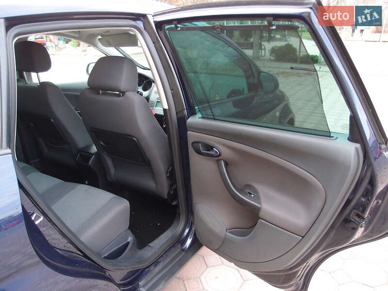 Минивэн SEAT Altea XL 2008 в Измаиле фото 18 Минивэн SEAT Altea XL 2008 в Измаиле