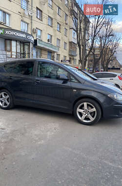 Минивэн SEAT Altea XL 2011 в Харькове