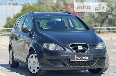 Минивэн SEAT Altea XL 2010 в Киеве