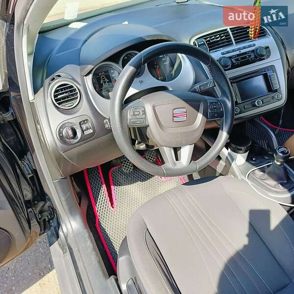 Минивэн SEAT Altea XL 2011 в Хмельницком