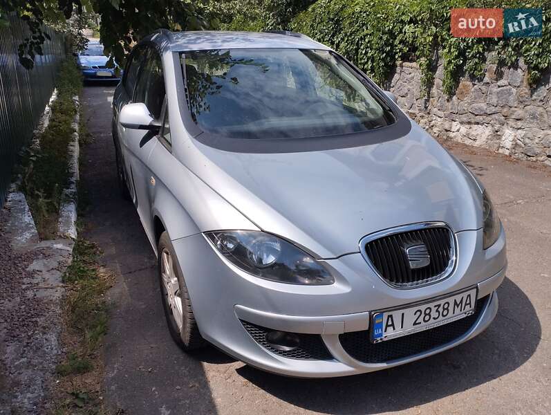 Минивэн SEAT Altea XL 2008 в 