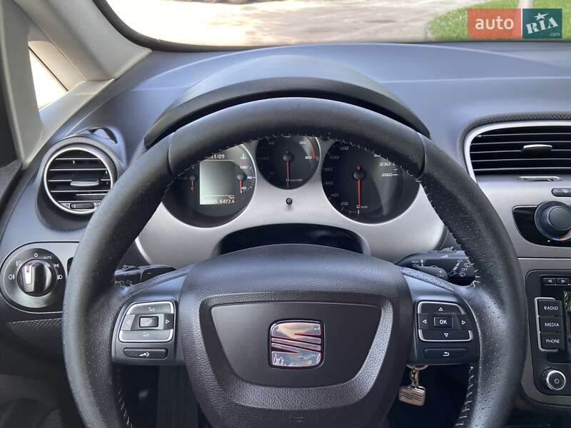 Минивэн SEAT Altea XL 2015 в Мостиске