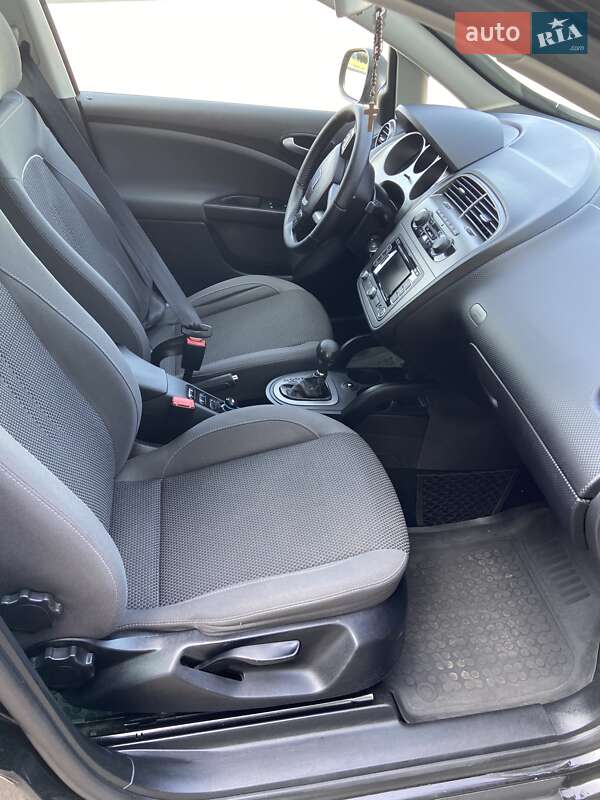 Минивэн SEAT Altea XL 2015 в Мостиске