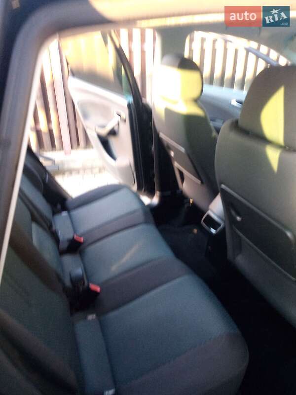 Минивэн SEAT Altea XL 2008 в Брошневе