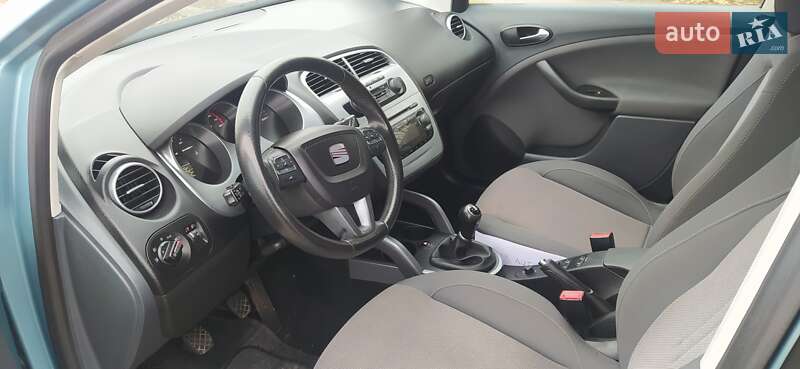 Минивэн SEAT Altea XL 2009 в Луцке