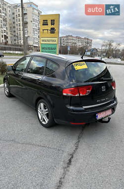 Минивэн SEAT Altea XL 2010 в 