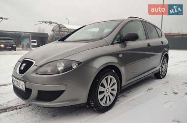 Мінівен SEAT Altea XL 2008 в Сарнах