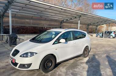 Минивэн SEAT Altea XL 2011 в Киеве