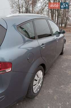 Минивэн SEAT Altea XL 2009 в 