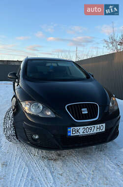 Минивэн SEAT Altea XL 2009 в Сарнах