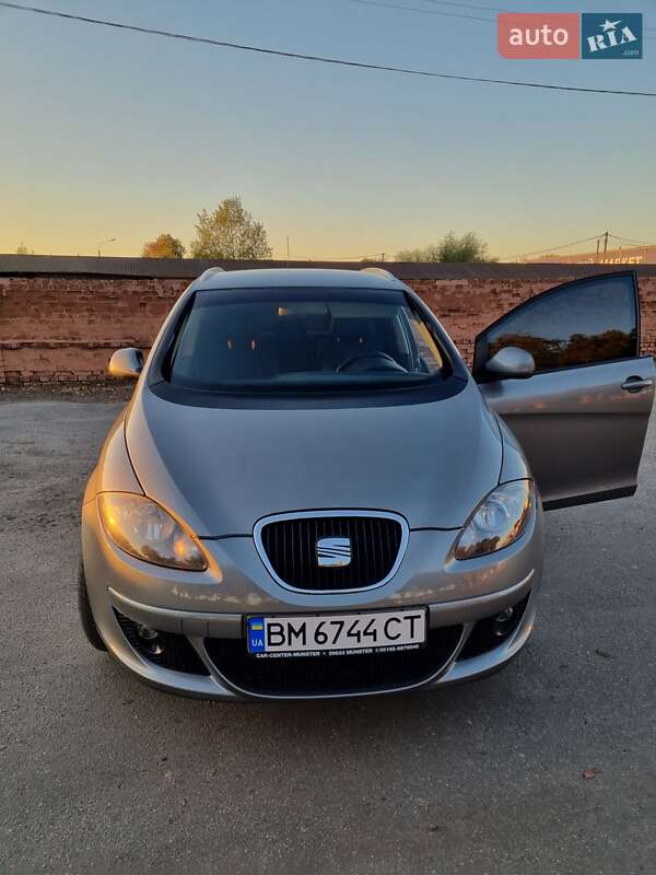 Минивэн SEAT Altea XL 2008 в 