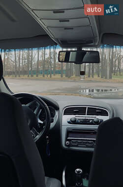 Минивэн SEAT Altea XL 2011 в 