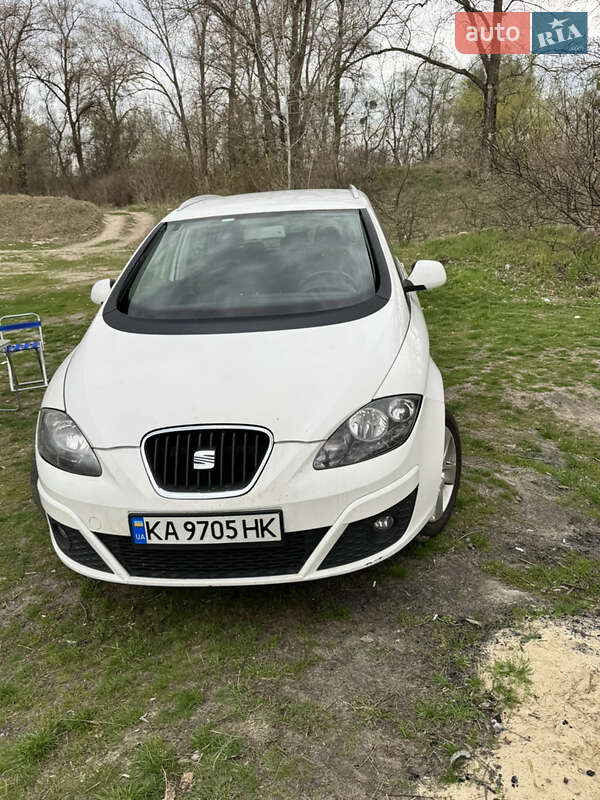 Минивэн SEAT Altea XL 2010 в Киеве фото 5 Минивэн SEAT Altea XL 2010 в Киеве