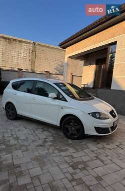 Мінівен SEAT Altea XL 2015 в 