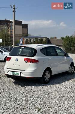 Минивэн SEAT Altea XL 2009 в 