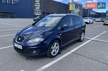 Минивэн SEAT Altea XL 2011 в Киеве