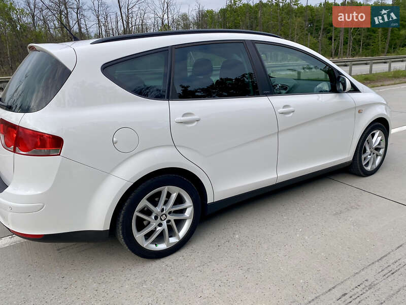 Хетчбек SEAT Altea XL 2016 в Житомирі