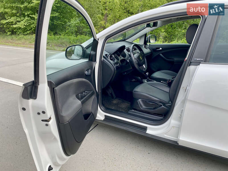 Хетчбек SEAT Altea XL 2016 в Житомирі